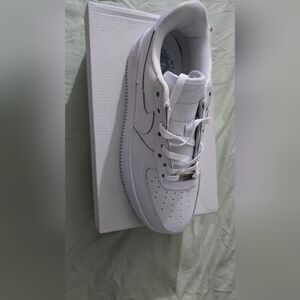 All-White Low Top Sneaker - Classic Lace-Up Air Force 1